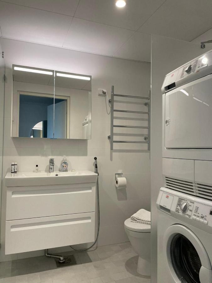 Ainoa Shopping Center Apartments - Tapiola Espoo Ngoại thất bức ảnh